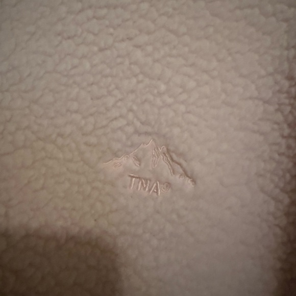 Aritzia - TNA Polartec® Thermal Pro™ 1/2 Zip Hi-hip Sweater - Picture 3 of 3